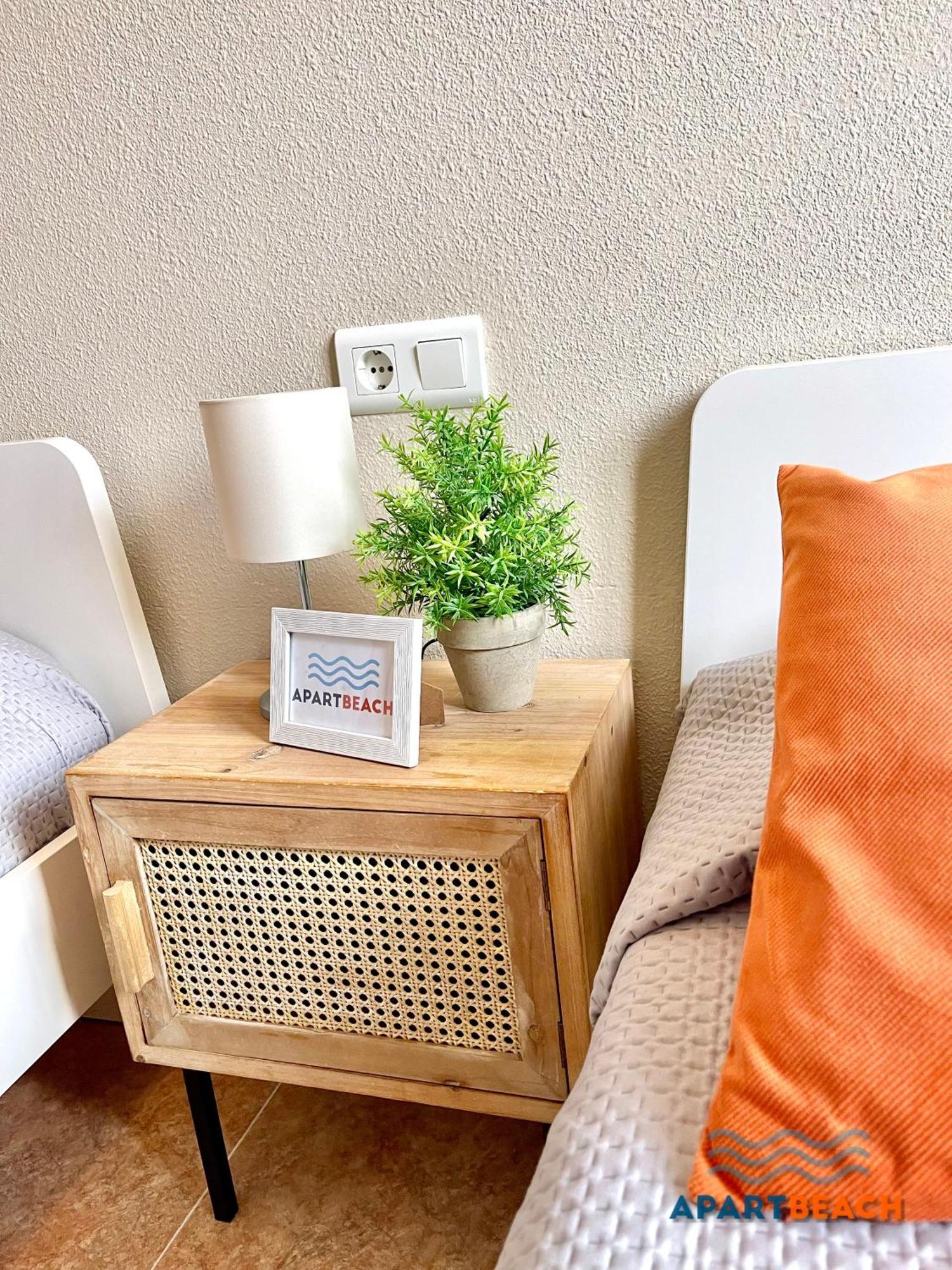 Apartbeach Los Juncos 2 Residencial Y Junto Playa La Pineda Ngoại thất bức ảnh